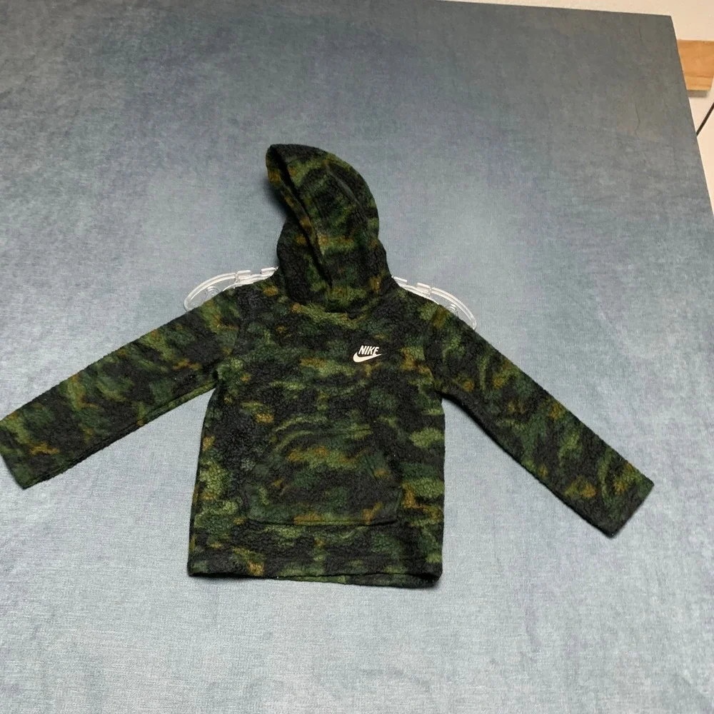 Nike Fleece Hoodie Toddler Kids 3T Green Black Camouflage Swoosh Logo Pullover